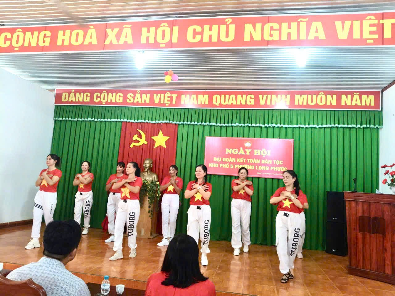 Khu phố 5, phường Long Phước, thị xã Phước Long tổ chức ngày Hội Đại đoàn kết toàn dân tộc