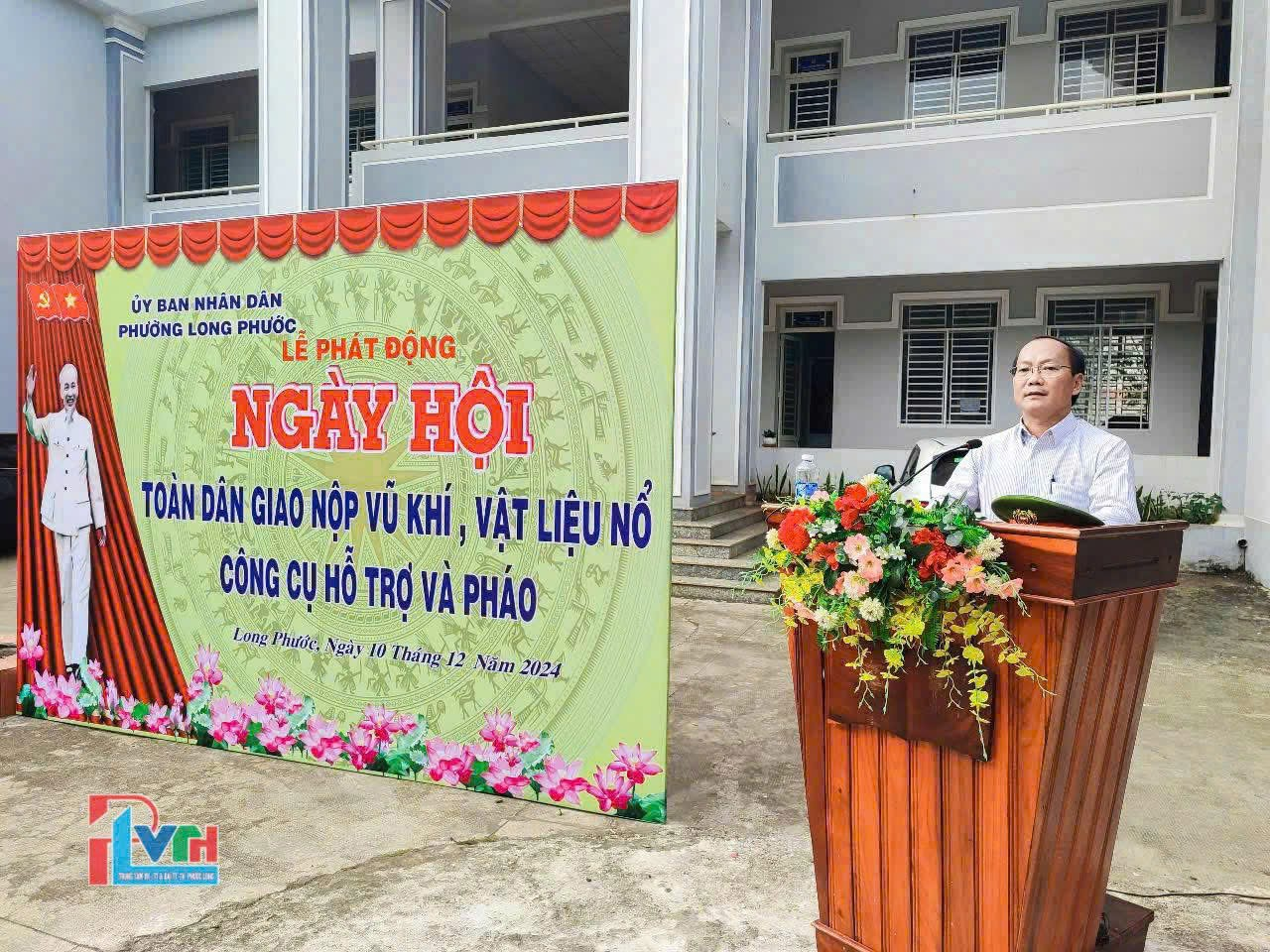 PHÁT ĐỘNG TOÀN DÂN GIAO NỘP VŨ KHÍ, VẬT LIỆU NỔ, CÔNG CỤ HỖ TRỢ VÀ PHÁO